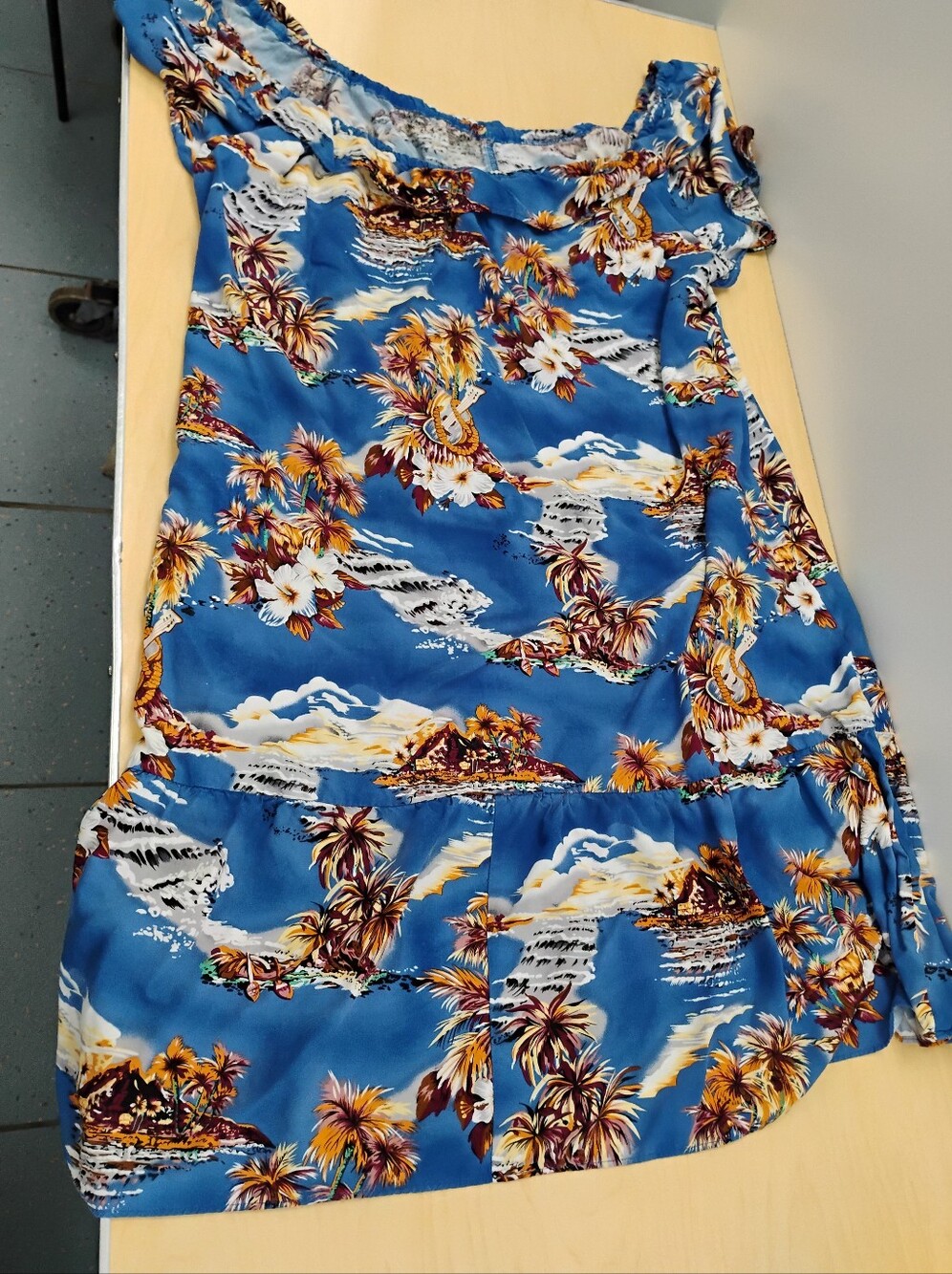 Hilo Hattie Beautiful Blue Hawaiian Aloha Tropical Print Dress Size L (Fits XL)